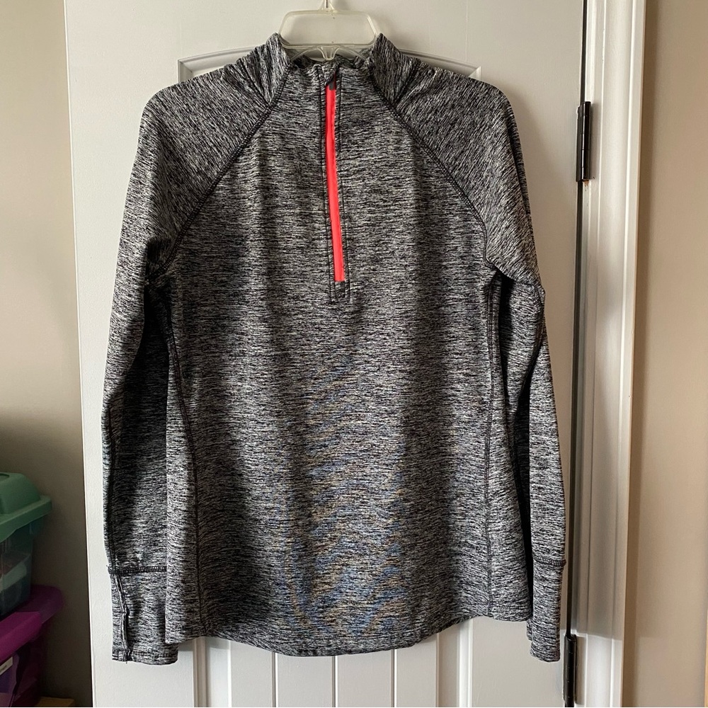 Tangerine long-sleeve activewear jacket size L